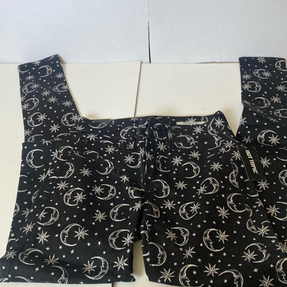NWT Blackheart Stingerette Celestial Skinny Jeans